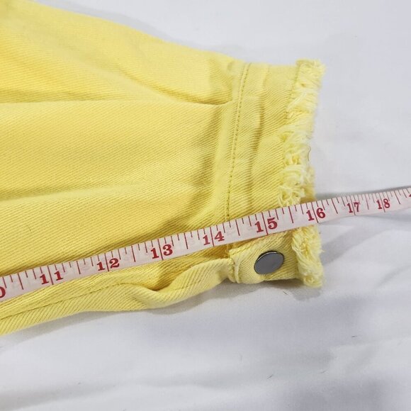 POL Heavily Distressed Lightweight Jean Jacket | EUC! Medium
Lot L - Picture 7 of 7